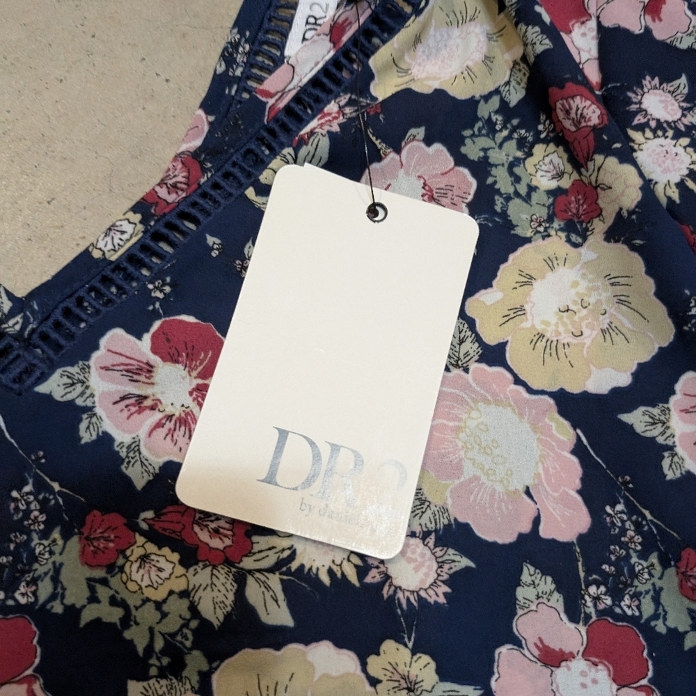 NWT Daniel Rainn Navy Floral Sleeveless Blouse Women's M Tank Top - Picture 3 of 7
